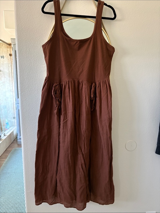 aerie Dresses & Skirts - Aerie Sleeveless Midi Dress in Rich Brown